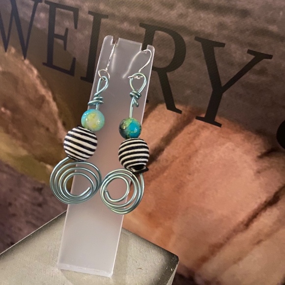 TEMPO - Picture 2 of 3